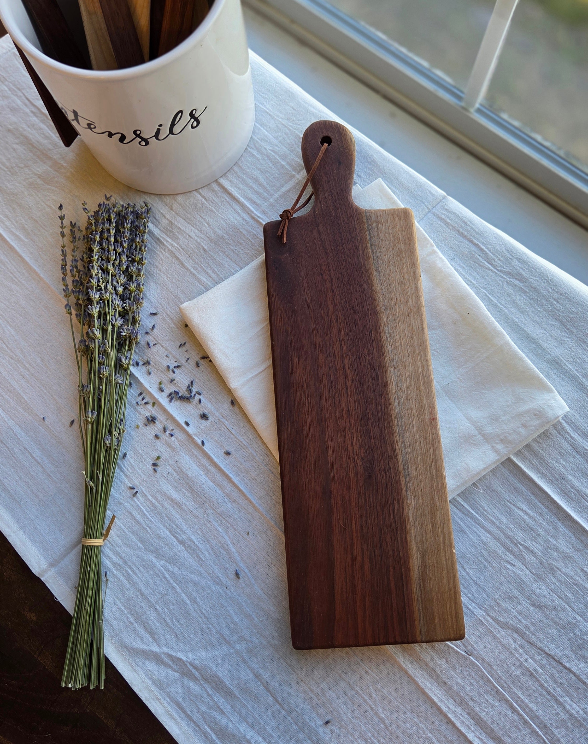 EXCLUSIVE 4 1/2" x 12" Cutting Board
