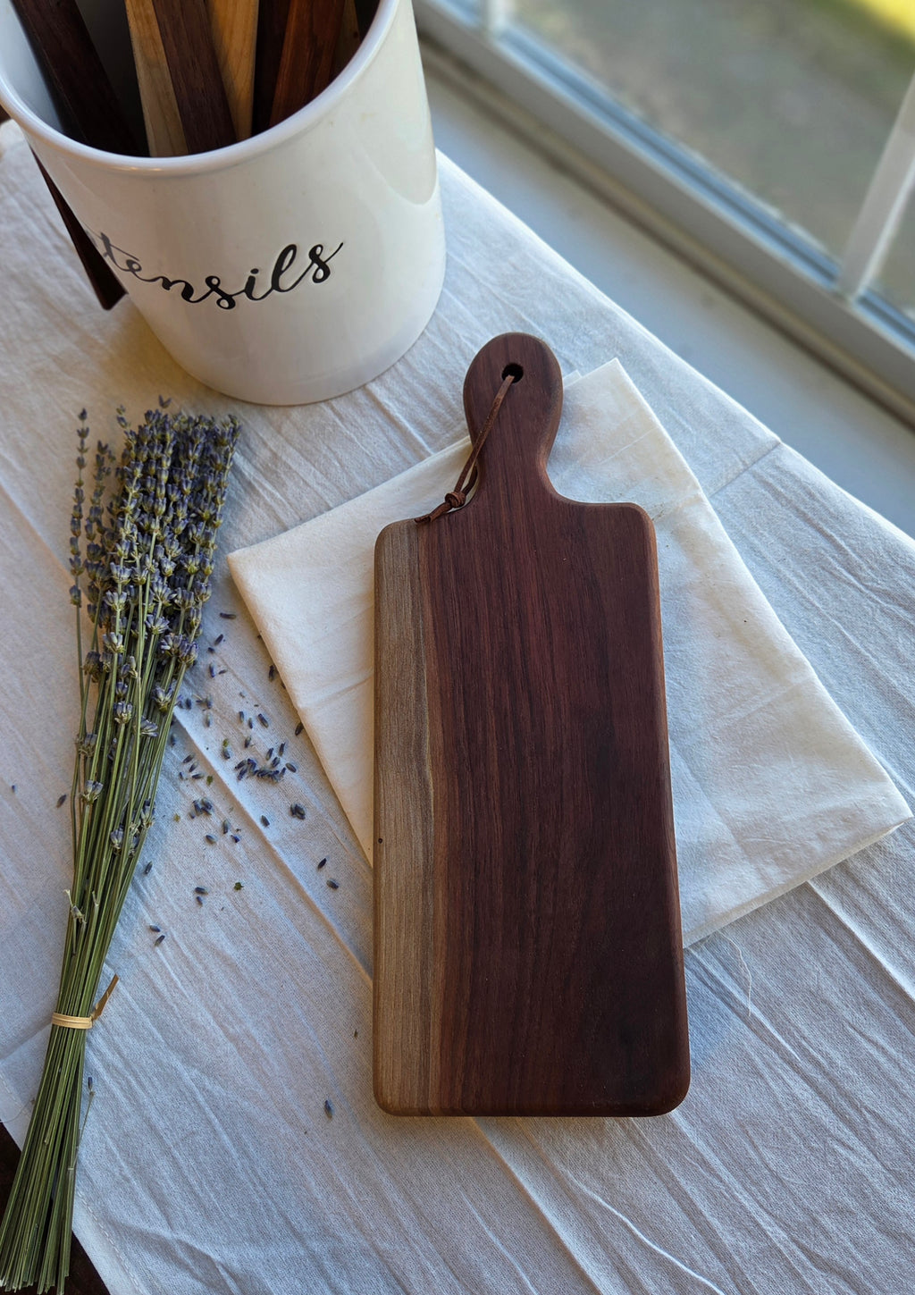 4 1/2 x 9 Cutting Board