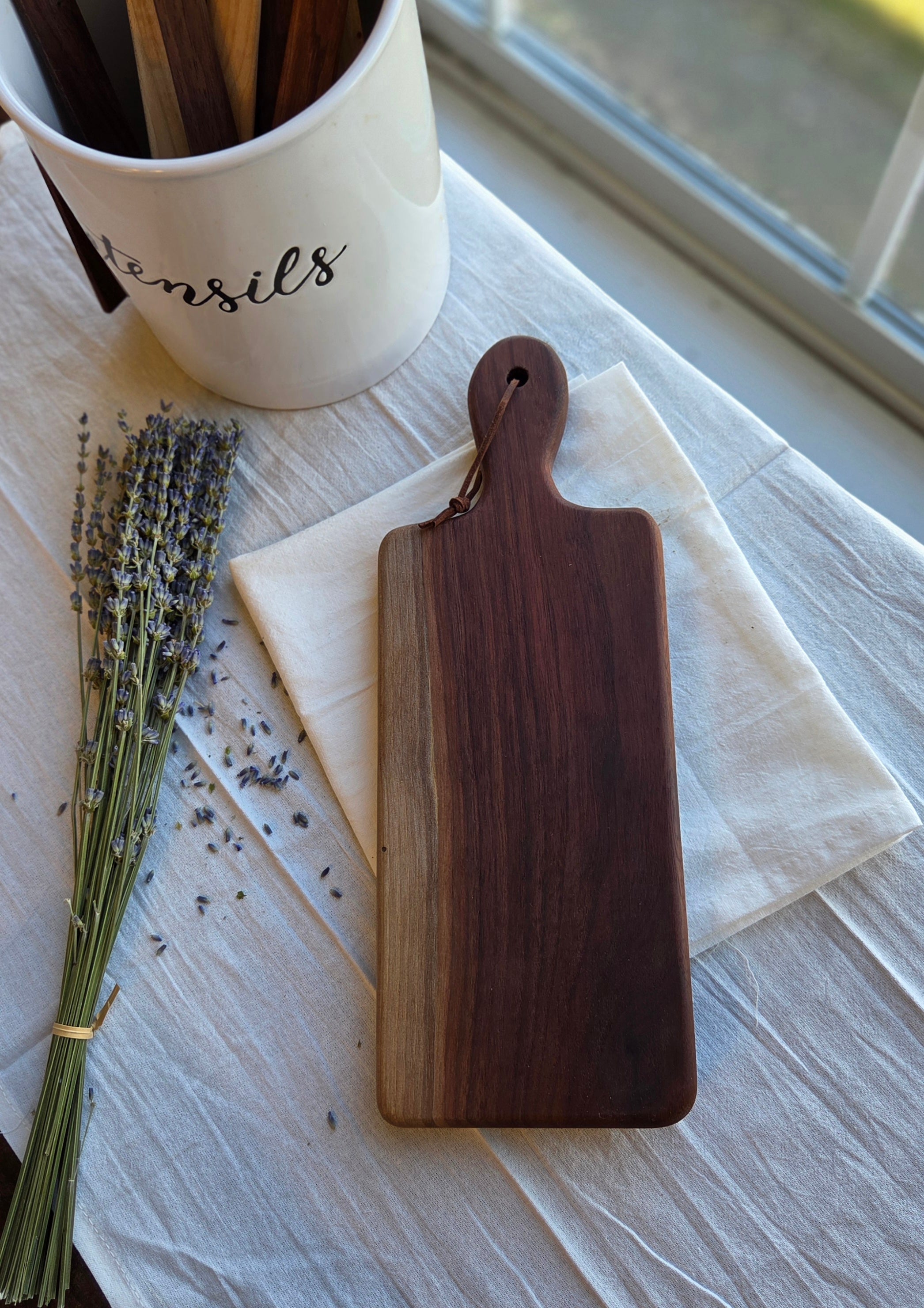4 1/2 x 9 Cutting Board